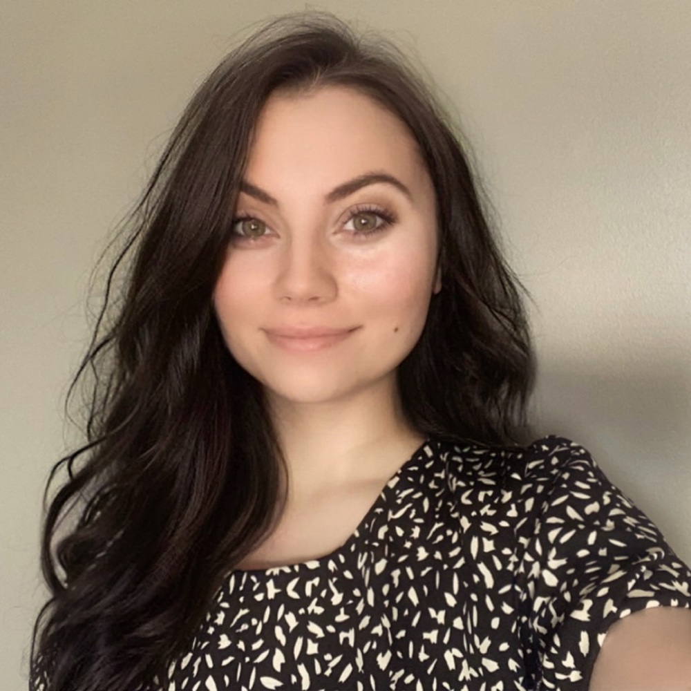 Meet your posher, Amanda